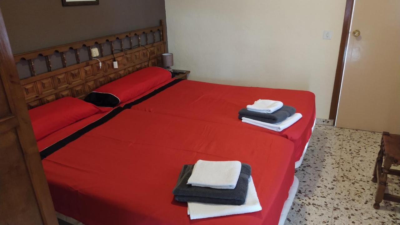 أورنوس Hostal El Mirador المظهر الخارجي الصورة
