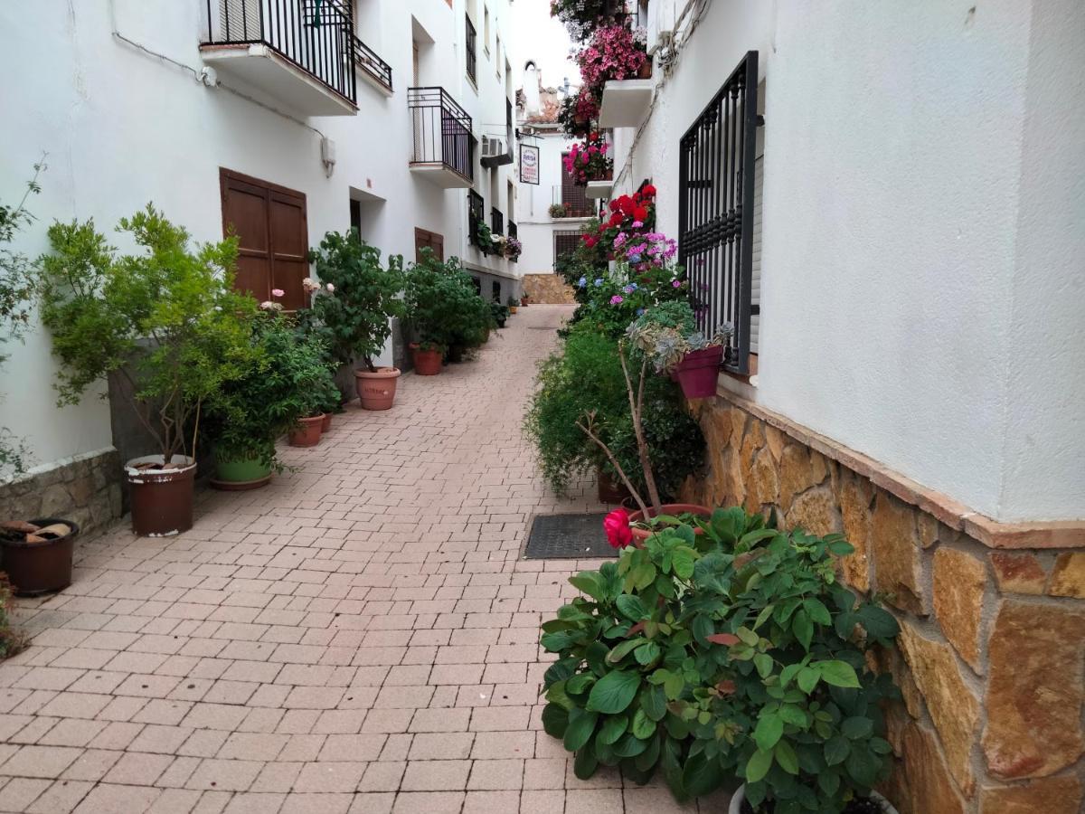 أورنوس Hostal El Mirador المظهر الخارجي الصورة